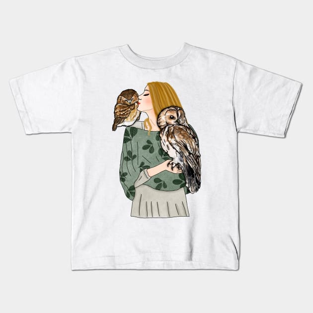 Owl lover Kids T-Shirt by piscoletters